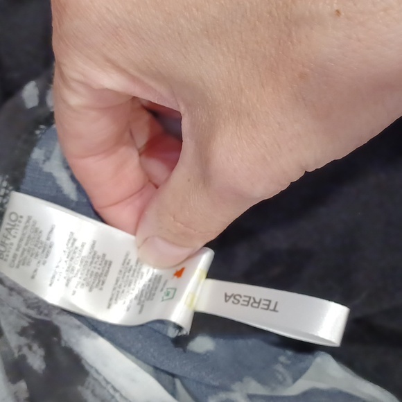 Buffalo by David Bitton Sheer Front "Teresa" Long Sleeve Pull On Top- Sz. Med - Picture 11 of 12